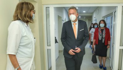 Министър Кацаров обяви кого ще засегнат новите Ковид мерки