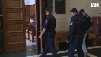 Пенчо Ненов, който уби баща си, отива в специализирано отделение на затвора в Ловеч