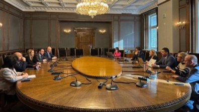 "Демократична България": От медиите научихме, че ГЕРБ спират преговорите