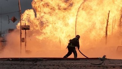 Украински дронове предизвикаха пожар в петролна рафинерия в Русия