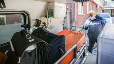 Шефът на Спешна помощ в Пазарджик е на тежка терапия заради Ковид-19