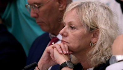 Израелското правителство гласува недоверие на главния прокурор