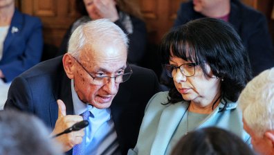 От 1 май вдигат заплатите в психиатричните болници