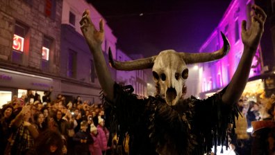 Зрелищен парад за "Хелоуин" в Ирландия (СНИМКИ)