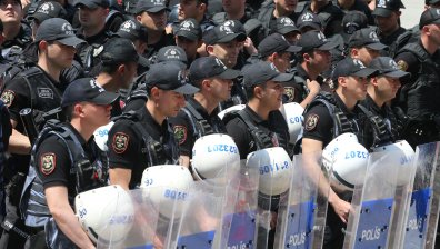 Деветокласник е стрелецът от екшъна в гимназия в Турция