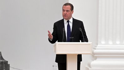 Медведев за началото на Трета световна война: Ситуацията е напрегната, но се контролира