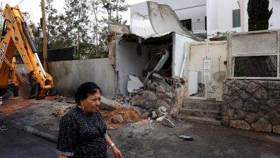 "Хамас" със залп от ракети по Израел, уцели и Тел Авив