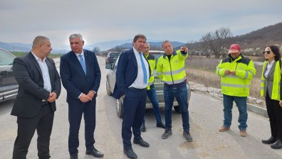 Шишков: Пускаме движението по част от пътя Мездра-Ботевград за Великден