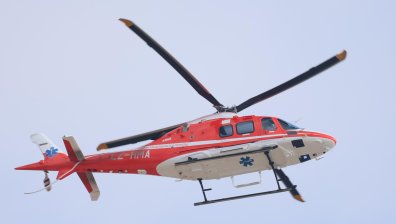 Въздушна линейка транспортира пострадал скиор в Банско