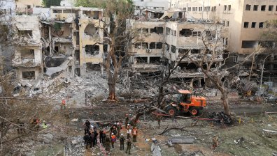 Израел има превъзходство във въздуха, Иран разпростира ядрената програма в цялата страна