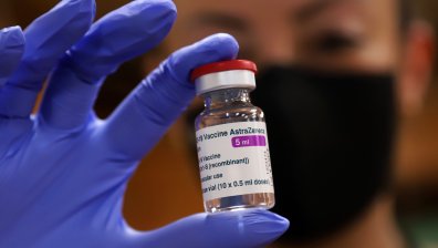 Пристигнаха първите ваксини на AstraZeneca в РС Македония  