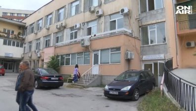 Хасковското отделение по хемодиализа е за спешен ремонт... Но кога?