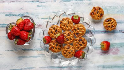 Рецептата на баба за маслени бисквити с ягодов пълнеж 