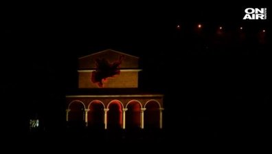 На уникално 3D мапинг шоу се насладиха жители и гости на Велико Търново