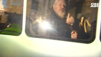 Възобновяват дело за изнасилване срещу Асандж