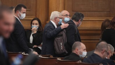 Да бъде или да не бъде по банков път - философски размисли на депутатите