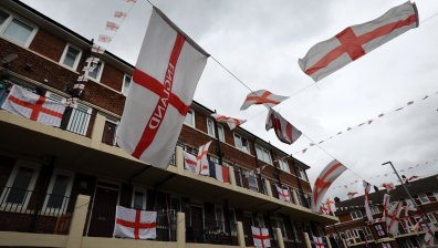 Англия мечтае за първа европейска титла, но Испания демонстрира огромна мощ