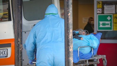 Жена на 44 години е загубила живота си заради Ковид-19, 96,43% от починалите не са били ваксинирани