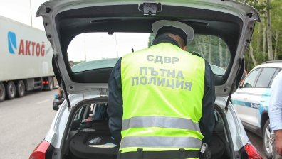 Глобиха 20-годишен дрифтаджия, вихрил се в центъра на София (+ВИДЕО)