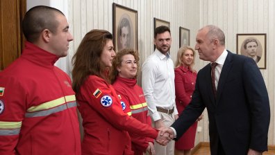 Радев: Парамедиците са решаващи за намаляване на предотвратимата смъртност в България