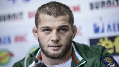 Магомед Рамазанов няма да се бори на Световното след операция