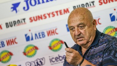 Венци Стефанов: Юноша на "Славия" ще е вторият българин в "Барселона"