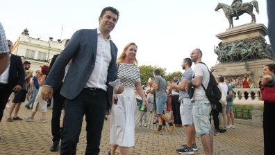 Петков: Ще си върнем държавата още през октомври, при нас няма меки китки