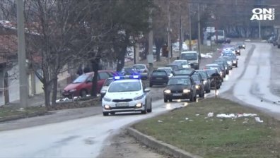 Напрежение по време на протестите в Кресна, жители блокираха Е-79