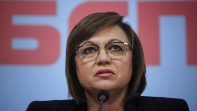 Нинова към ГЕРБ: Борисов лъже, някой ще му каже ли, че ви излага?