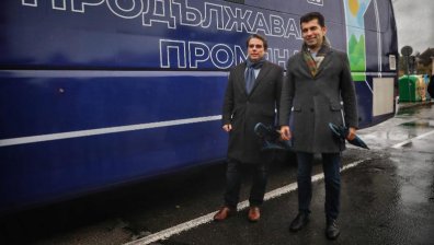 Обратното броене започна: Кой с какви заявки се впуска в изборите?