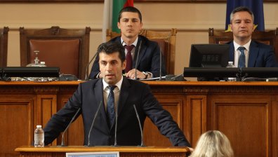 Петков с официална позиция за решението на НС за ветото над РСМ за ЕС