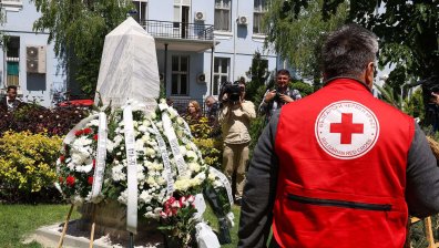 "Пирогов" увековечи благодарността си към загиналите от Ковид-19 медици (СНИМКИ)