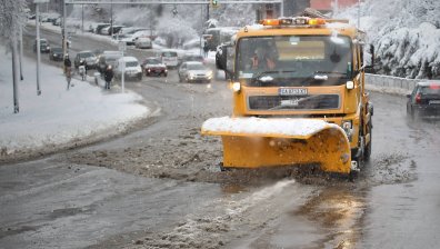 Над 310 снегорина почистват пътищата в страната, АПИ с апел към шофьорите
