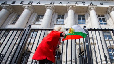 По 4 г. затвор за афганистанци, изнасилили непълнолетно момиче в София