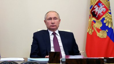 Хората на Навални показаха: “Дворец за Путин. Историята на най-големия подкуп”