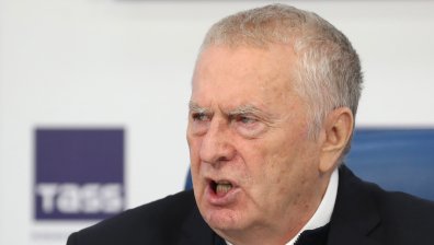 Ваксинираният с 8 дози Владимир Жириновски е в болница с тежък Ковид-19