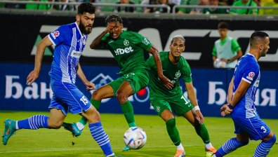 С два гола в края "Лудогорец" си осигури комфортен аванс срещу "Сутиеска" в ШЛ