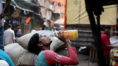 Индия е в плен на горещините, високите температури взеха жертви