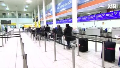 Задържаха мъж и жена заради дроновете, блокирали летище "Гетуик"