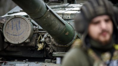 Лондон: Източната половина на Бахмут е в ръцете на "Вагнер"