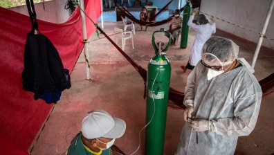 Болниците в Бразилия пред колапс, 80% от интензивните Ковид легла са заети