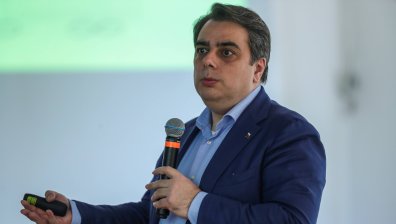 ПП-ДБ предлага безлихвени жилищни кредити и помощ за бизнеса, за да стане средната заплата 2000 евро