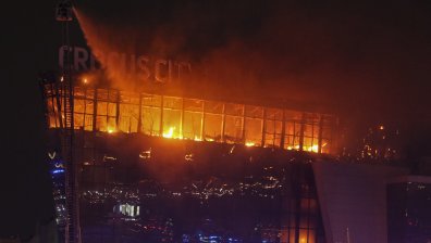Адът в Москва - масов разстрел и пожар, в основата е "Ислямска държава" (СНИМКИ)