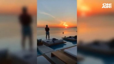Живописен залез над Егейско море се превърна в хит в социалните мрежи