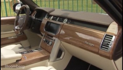 Как да поберем Aston Martin във Ferrari