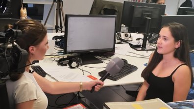 Младите срещат медиите: как стажът в Bulgaria ON AIR и Bloomberg TV Bulgaria промени гледните точки на 11 гимназисти