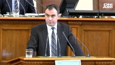 Жельо Бойчев напуска ръководството на ПГ на БСП
