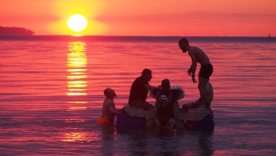 Джулай морнинг - хиляди посрещнаха изгрева на слънцето по родното Черноморие