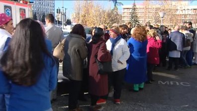 Протестиращите от "Пирогов" поискаха среща с Ананиев