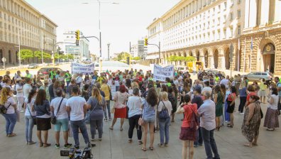 Туроператорите настояват за среща с Борисов
